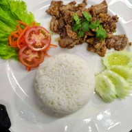 เมนูของร้าน ครัวคุณยายขันทอง by โรงแรมเฮือนขันทอง