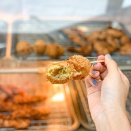 หลงชา บาร์นาน่ากล้วยทอดคลับ กรีนพาร์ค โครงการกรีนพาร์ค