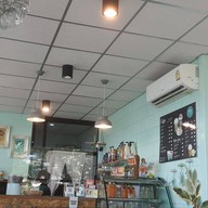 Reef Cafe' no.9 ร้านกาแฟ & เค้กอร่อย รีฟ คาเฟ่ นัมเบอร์ไนน์
