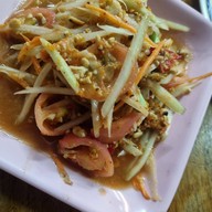 ลาบอุบล4 (ป้าแดง)