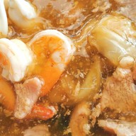บ.เบนซ์ ราดหน้ายอดผัก สุกี้ - สี่พระยา 🍜🌾 บางรัก