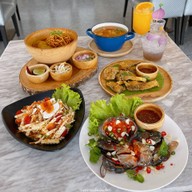 ร้านอาหารขวัญข้าว ริเวอร์ไซด์