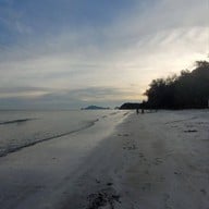 บรรยากาศ หาดสามพระยา