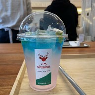 LUNA&CO. - Coffee&Soft Serve หน้าเมือง