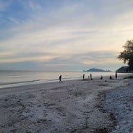 บรรยากาศ หาดสามพระยา