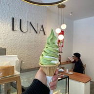 LUNA&CO. - Coffee&Soft Serve หน้าเมือง
