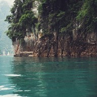 แพภูตะวัน เขื่อนเชี่ยวหลาน