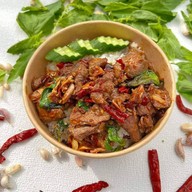 เมนูของร้าน กระเพราโคขุนพริกแห้ง