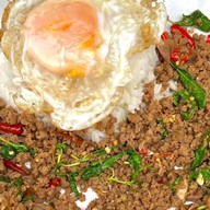 กะเพราคอนโด