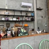 Lost Table Brew & Eatery