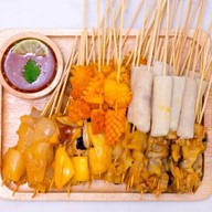 แดกหมึก3บาท ประชาอุทิศ131