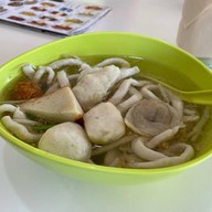 เจียงลูกชิ้นปลา  น้ำพอง