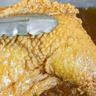Kare Aroina ตลาดนัด ตึกไทย-ซัมมิท