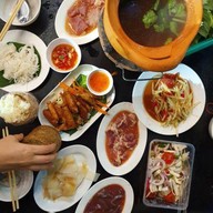 เมนูของร้าน อีสานมาเด้อ หลังตลาดเทิดไท