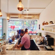 Cafe Neighbor