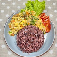 FIT FOOD อาหารคลีน โปรตีนเน้นๆ ม.กรุงเทพ