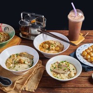 แป๊ะย้ง ก๋วยเตี๋ยวหมูโบราณ สรงประภา