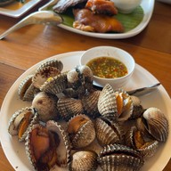 เมนูของร้าน ร้านข้าวใหม่ปลามันAmphawa -