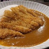 เฟรดดี้ ข้าวแกงกะหรี่ (Freddie RiceCurry) สาขาอโศก