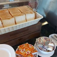 เมนูของร้าน Café Terrace At Greenhills Si Racha ปิ่น 3