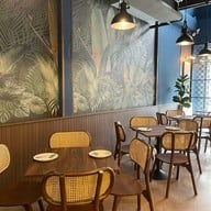 ขจร KaJohn หลานหลวง