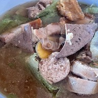 ก๋วยจั๊บฟ้าธานี