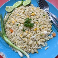 ข้าวผัดปูเมืองทอง 1 สาขาเลียบทางด่วนรามอินทรา