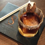 eight cafe กรุงเทพกรีฑา