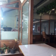 มาเดร่า เรสซิเดนซ์ ศรีราชา