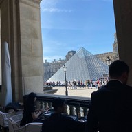 Le Café Marly