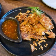 ขจร KaJohn หลานหลวง