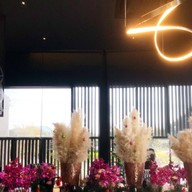 eight cafe กรุงเทพกรีฑา