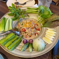 ขจร KaJohn หลานหลวง