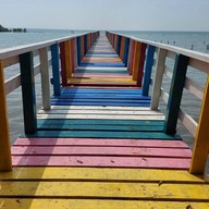 สะพานสายรุ้ง​ บ้านกาหลง