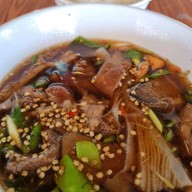 เนื้อต้ม บ้านสิงห์