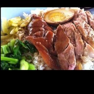 ผลไม้สด 9 กิโล (ปากทางบ้านเอื่ออาธร 9กิโล)