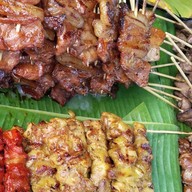 หมูปิ้งยามเช้า (บ้านสวน) บ้านสวน ต.สุเทพ