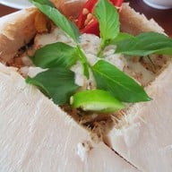 Chatnara cafe & restaurant  ฉัตรนารา