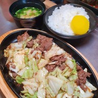 Hakata Ironman ทองหล่อ