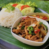ข้าวสวย อาหารตามสั่ง ถนน.ราชดำเนิน