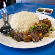 เมนูของร้าน เตี๋ยวตุ๋นหม้อไฟ INDY ตลาดซับสมอทอง