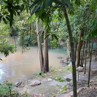 น้ำผุด เขาใหญ่