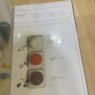 บัวลอยกลม KLOM Dessert House Ram 2