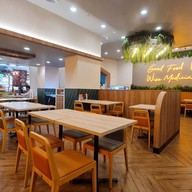 บรรยากาศ Salad Factory Terminal 21