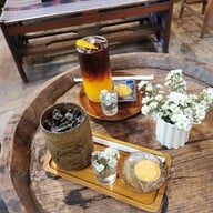 เมนูของร้าน Papacraft cafe กาดกองต้า ลำปาง