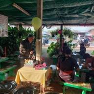 บรรยากาศ ข้าวราดแกง..น้าน้องอุตรดิตถ์