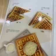 บัวลอยกลม KLOM Dessert House Ram 2