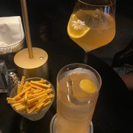 เมนูของร้าน Dibuk House