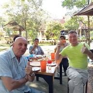 พิซซ่าเตาฟืน บ้านไร่-ริมนา