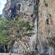 ถ้ำพระนาง